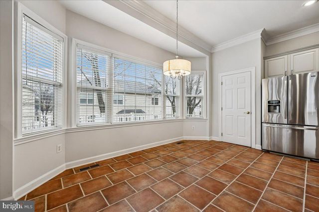 304 SUMMER GARDEN WAY, Rockville, MD 20850