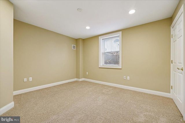 304 SUMMER GARDEN WAY, Rockville, MD 20850