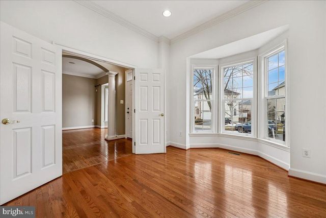 304 SUMMER GARDEN WAY, Rockville, MD 20850