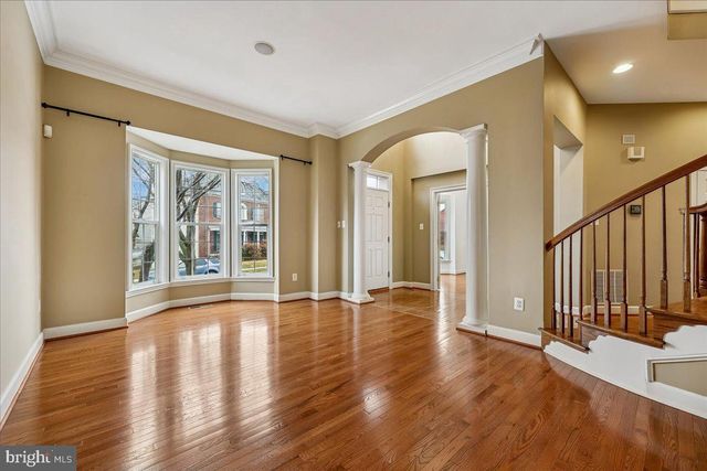 304 SUMMER GARDEN WAY, Rockville, MD 20850