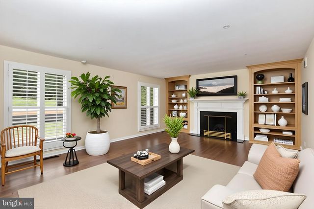 919 WINCHESTER DR, Westminster, MD 21157