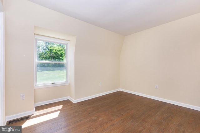 919 WINCHESTER DR, Westminster, MD 21157