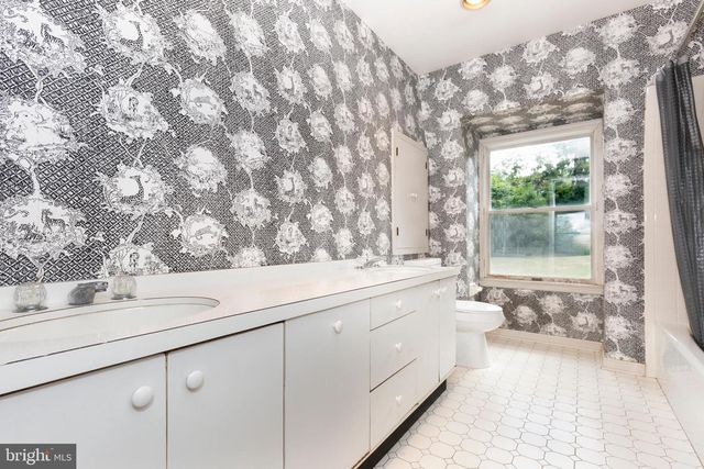 919 WINCHESTER DR, Westminster, MD 21157