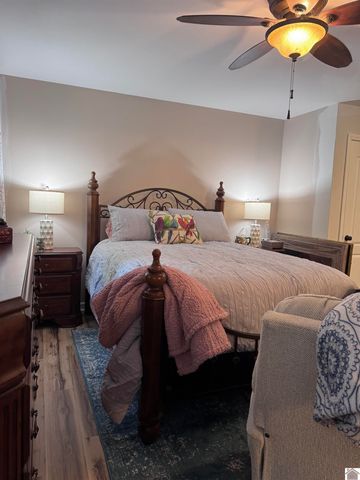 349 Rockcastle Lakeshore Dr # 4-7B, Cadiz, KY 42211