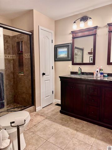 349 Rockcastle Lakeshore Dr # 4-7B, Cadiz, KY 42211