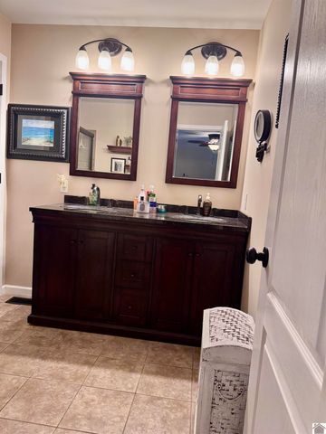 349 Rockcastle Lakeshore Dr # 4-7B, Cadiz, KY 42211