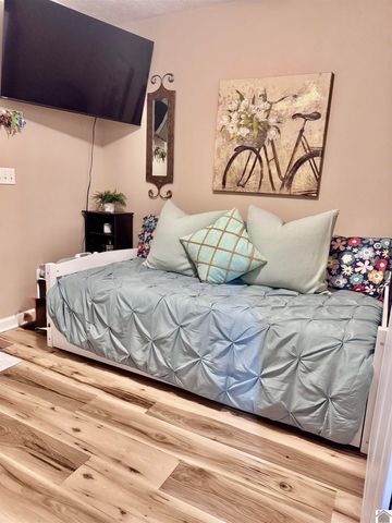 349 Rockcastle Lakeshore Dr # 4-7B, Cadiz, KY 42211