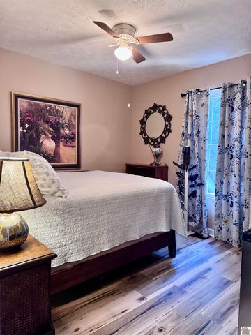 349 Rockcastle Lakeshore Dr # 4-7B, Cadiz, KY 42211