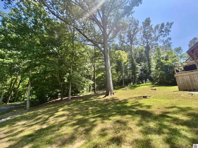 349 Rockcastle Lakeshore Dr # 4-7B, Cadiz, KY 42211