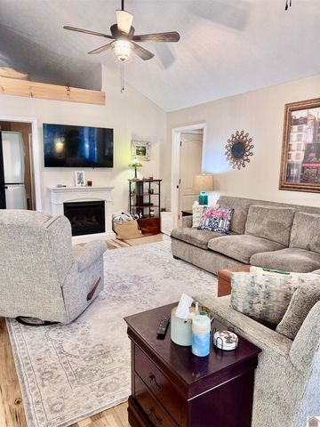 349 Rockcastle Lakeshore Dr # 4-7B, Cadiz, KY 42211