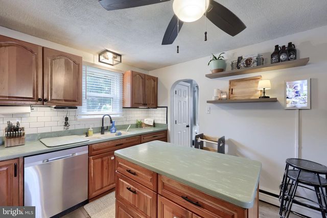 1220 IRONVILLE PIKE, Columbia, PA 17512