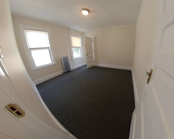 11 Banks Street B, Waltham, MA 02451