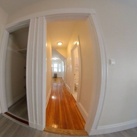 11 Banks Street B, Waltham, MA 02451