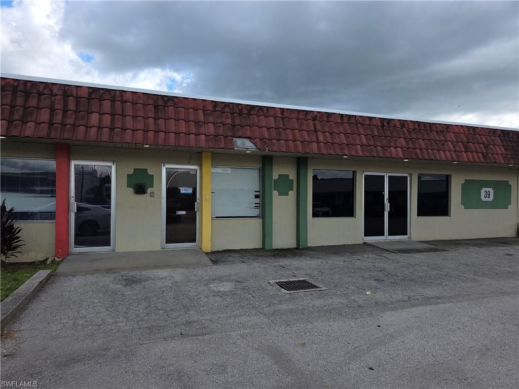 39 Mildred DR, FORT MYERS, FL 33901 — photo 2
