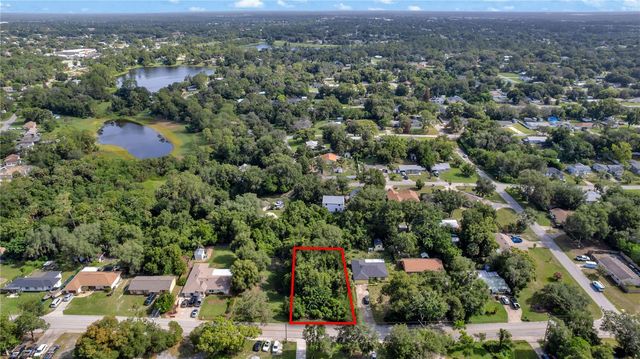 132 COLOMBA ROAD, Debary, FL 32713