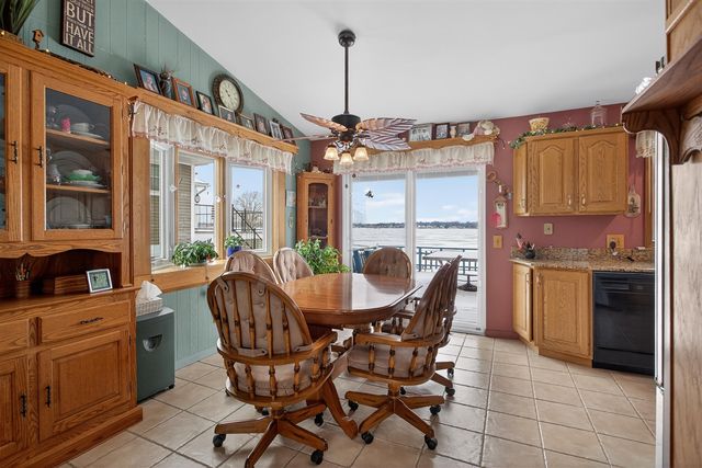 106 Hilltop Court, Brooklyn, MI 49230