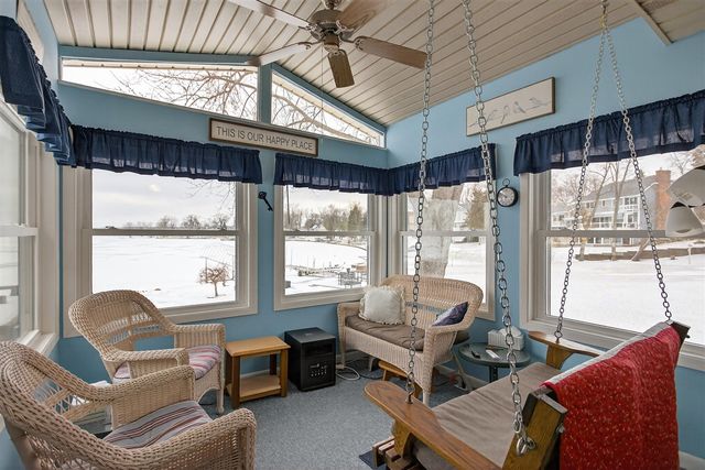 106 Hilltop Court, Brooklyn, MI 49230