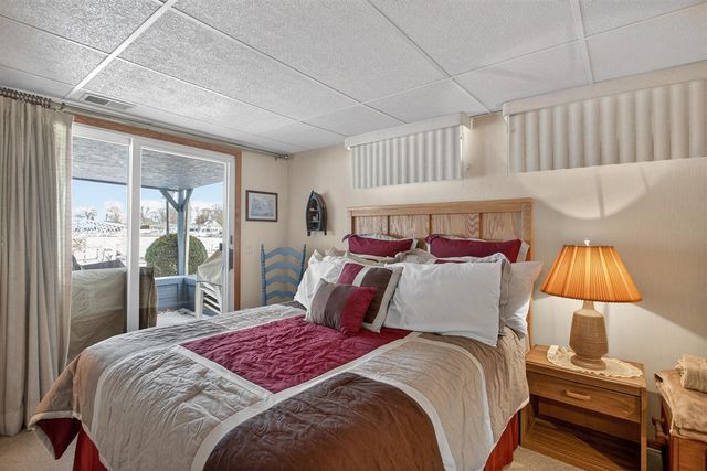 106 Hilltop Court, Brooklyn, MI 49230