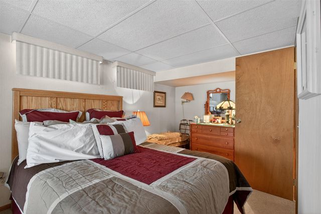 106 Hilltop Court, Brooklyn, MI 49230