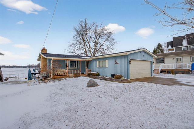 106 Hilltop Court, Brooklyn, MI 49230