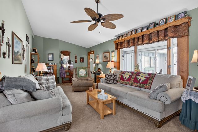 106 Hilltop Court, Brooklyn, MI 49230