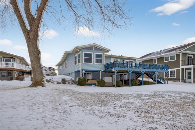 106 Hilltop Court, Brooklyn, MI 49230