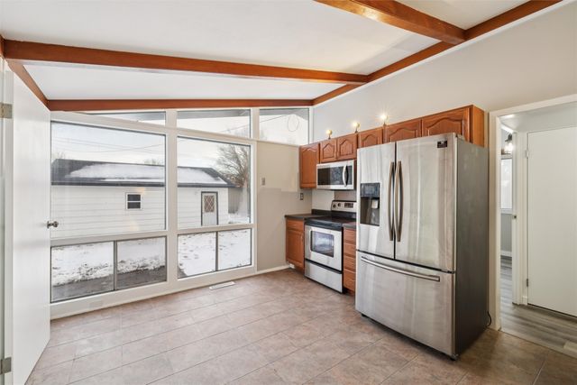 1000 Parkhill Drive, Norwalk, IA 50211