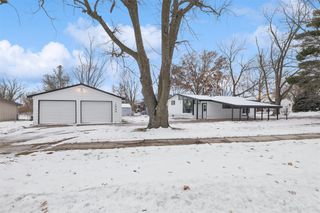 1000 Parkhill Drive, Norwalk, IA 50211