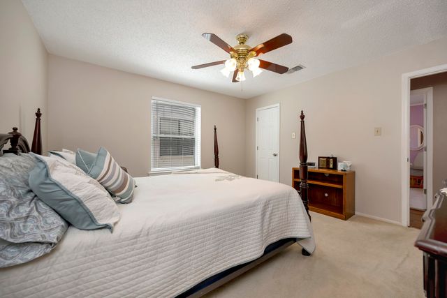 6453 Starnes Road, Watauga, TX 76148