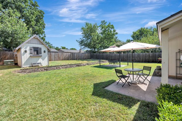 6453 Starnes Road, Watauga, TX 76148