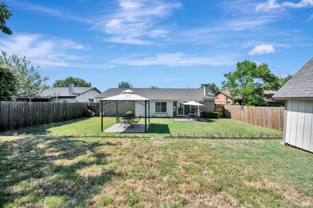 6453 Starnes Road, Watauga, TX 76148