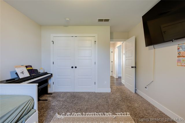 5501 Limestone Creek Drive, Charlestown, IN 47111