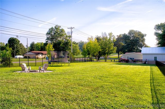 5501 Limestone Creek Drive, Charlestown, IN 47111