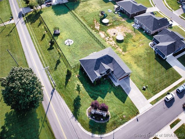 5501 Limestone Creek Drive, Charlestown, IN 47111