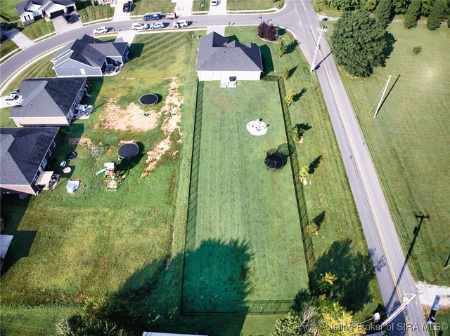 5501 Limestone Creek Drive, Charlestown, IN 47111