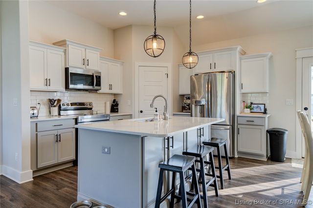 5501 Limestone Creek Drive, Charlestown, IN 47111