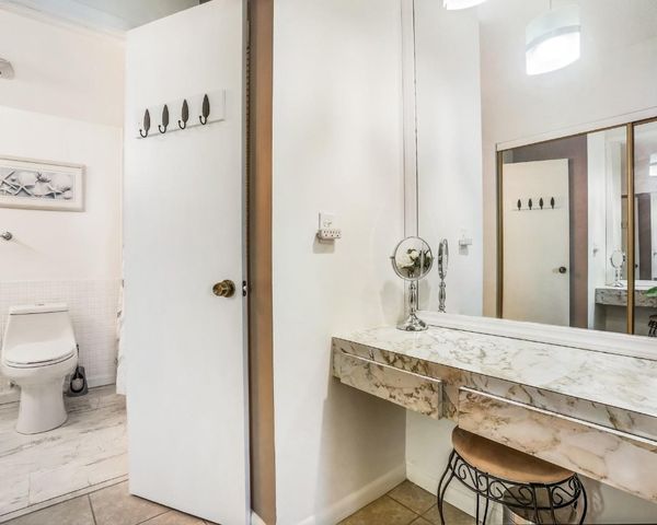 4770 NW 21st Street 305, Lauderhill, FL 33313