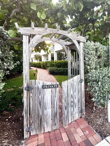 300 S Ocean Boulevard N-22, Delray Beach, FL 33483