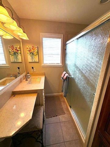 115 W Sycamore Street, Monett, MO 65708