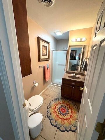 115 W Sycamore Street, Monett, MO 65708