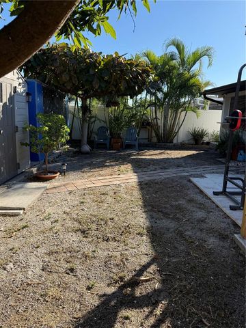 2719 W BRADDOCK STREET, Tampa, FL 33607