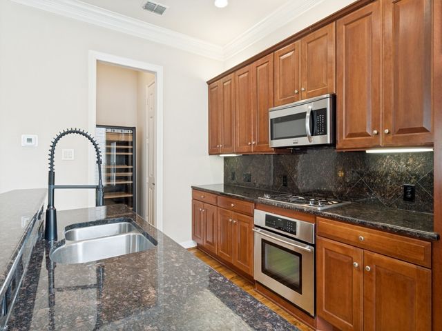 3709 Wycliff Avenue, Dallas, TX 75219