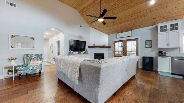 312 Fescue Dr, Mount Juliet, TN 37122