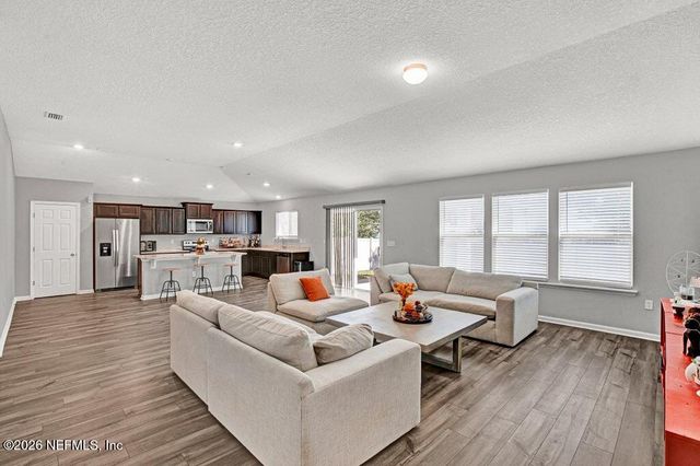 8272 VICTORY CROSSING Boulevard, Jacksonville, FL 32210