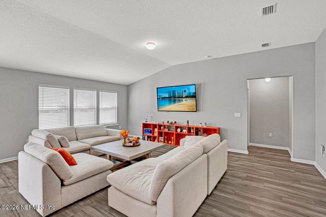 8272 VICTORY CROSSING Boulevard, Jacksonville, FL 32210