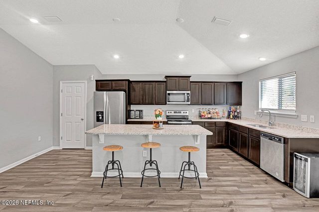 8272 VICTORY CROSSING Boulevard, Jacksonville, FL 32210
