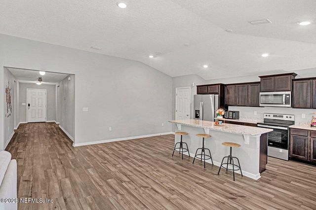 8272 VICTORY CROSSING Boulevard, Jacksonville, FL 32210