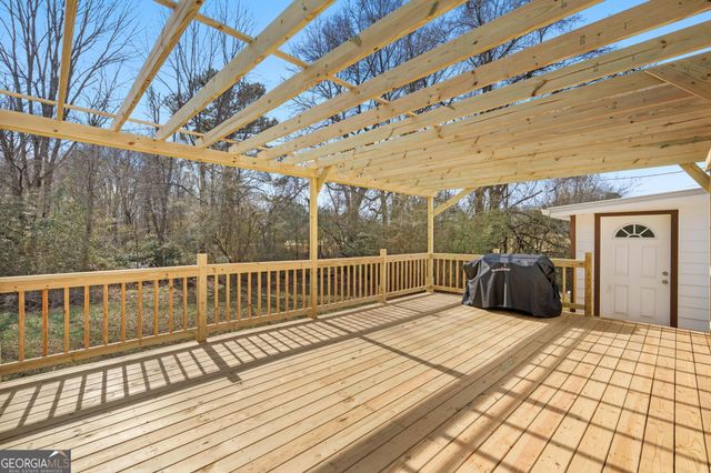 1220 S Hampton Road, Hampton, GA 30228