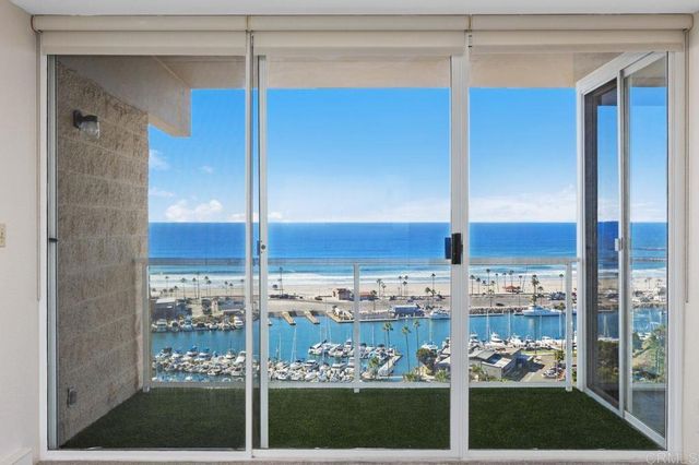 1200 Harbor Drive N 16B, Oceanside, CA 92054