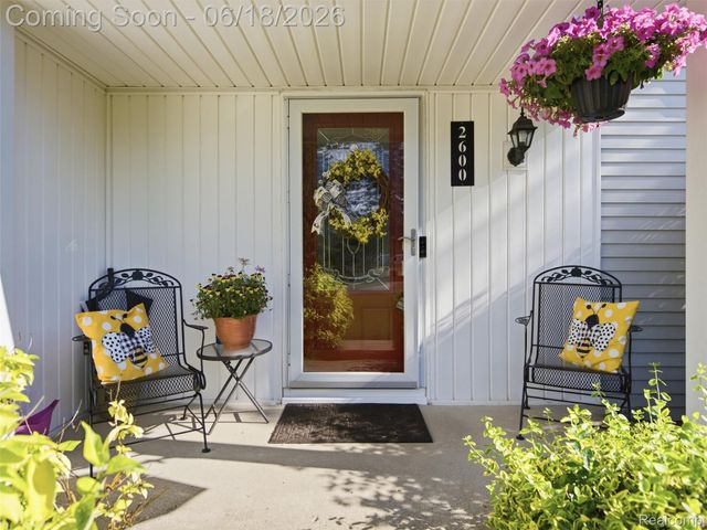 2600 Millcrest Court, Orion Charter Township, MI 48360